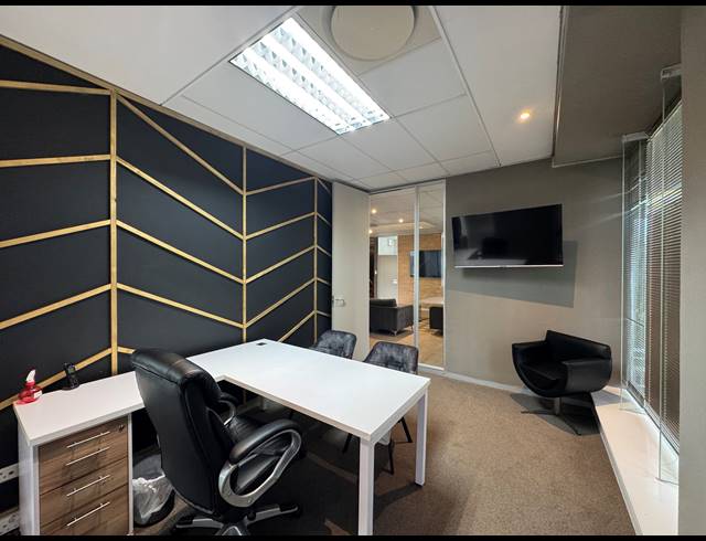 182M² OFFICE FOR SALE IN UMHLANGA CENTRAL